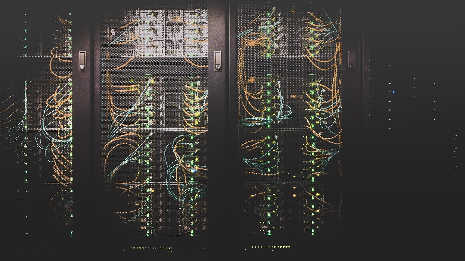 Hyper-V Virtualizare Windows Server: Ghid Complet de Implementare 2026 - ilustratie articol categoria Infrastructure